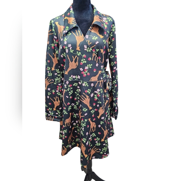 NWT Unique Vintage Green Giraffe & Strawberry Wrap Dress 4x 22-24 - Picture 3 of 7